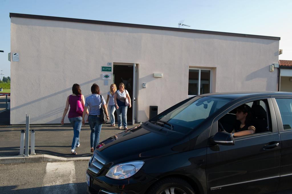 Autohotel Ravenne Extérieur photo