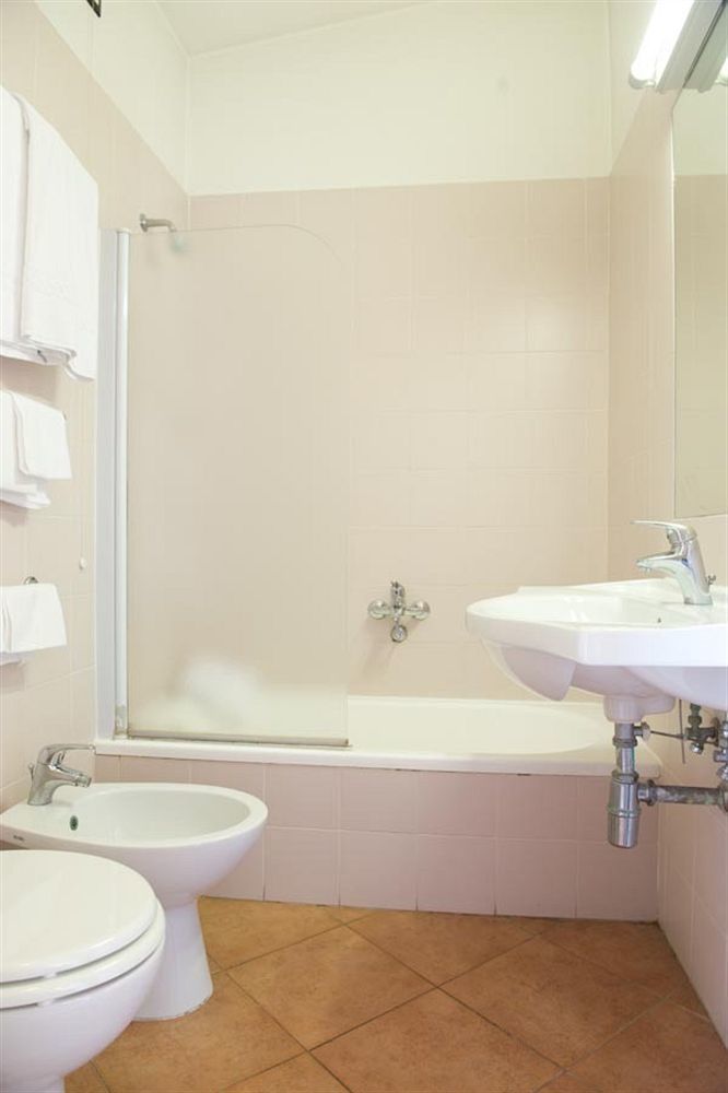 Autohotel Ravenne Extérieur photo
